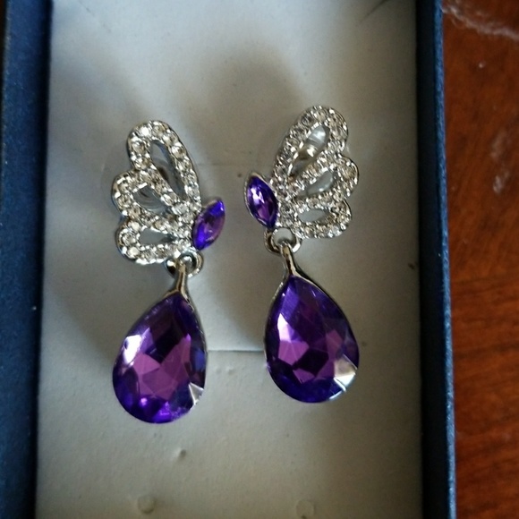Beautiful amethyst dangly earring - Picture 2 of 3
